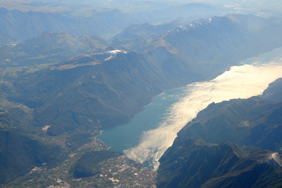 Il Monte Baldo visto dal Garda